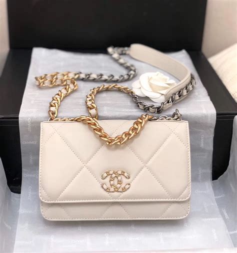 is chanel handbags cheaper in paris than united states